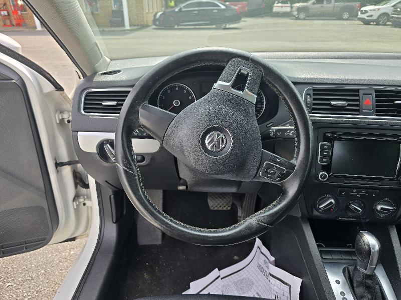 Volkswagen Jetta SE 2013