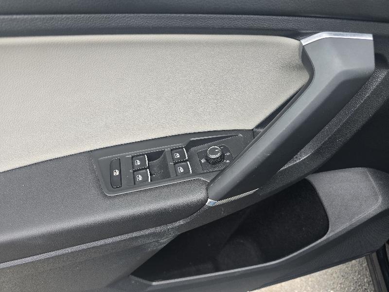 Volkswagen Tiguan SE 2018