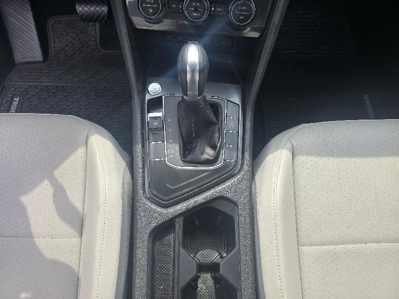 Volkswagen Tiguan SE 2018