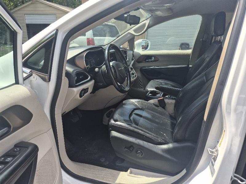 Chrysler Pacifica Touring-L 2017
