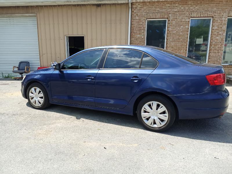 Volkswagen Jetta SE 2011