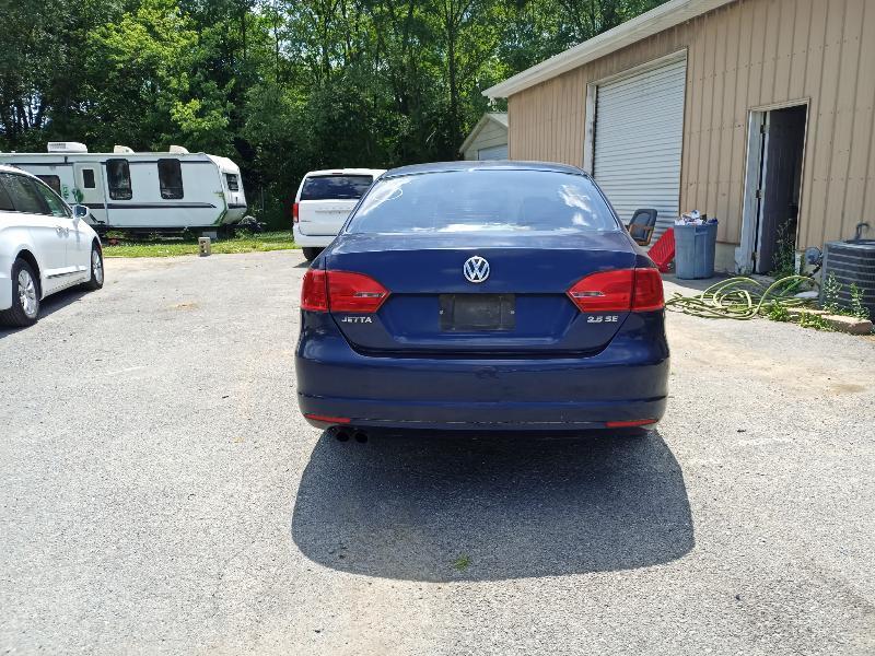 Volkswagen Jetta SE 2011