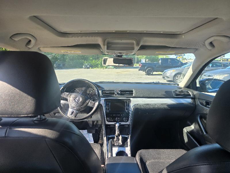 Volkswagen Passat 2.5L SE AT 2013