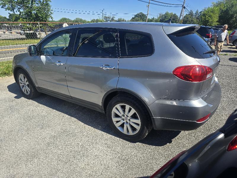 Subaru Tribeca Limited 2011