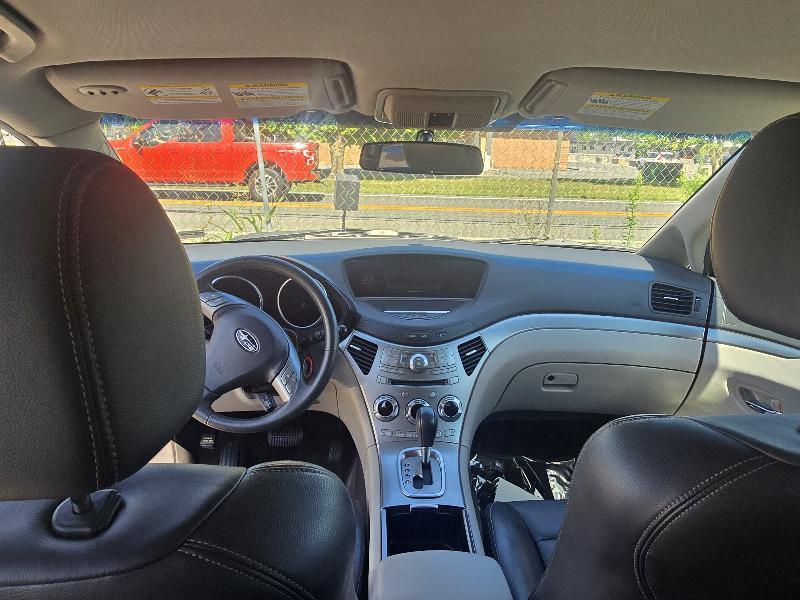 Subaru Tribeca Limited 2011