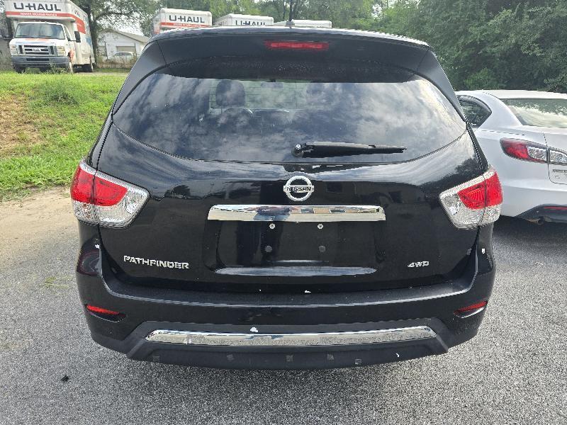 Nissan Pathfinder S 4WD 2014