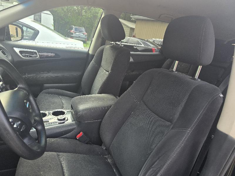 Nissan Pathfinder S 4WD 2014