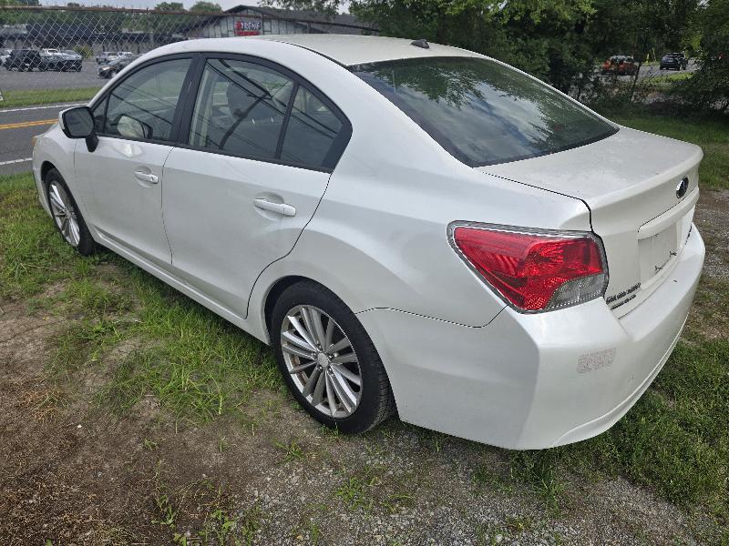 Subaru Impreza Premium Plus 4-Door+S/R 2014