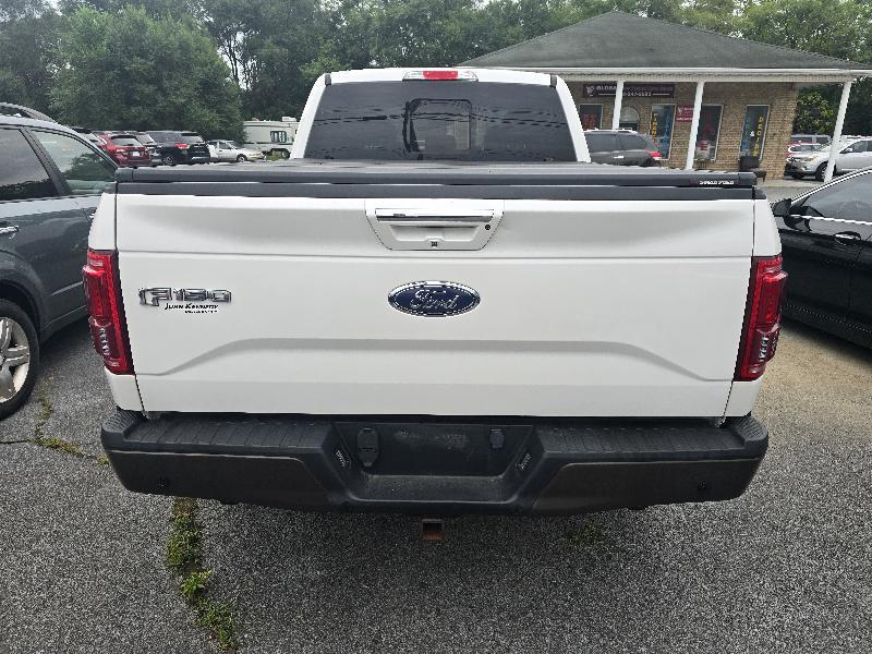 Ford F-150 Lariat SuperCrew 5.5-ft. Bed 4WD 2016