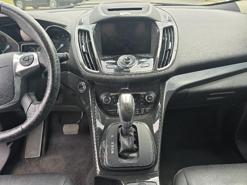 Ford Escape Titanium 4WD 2015