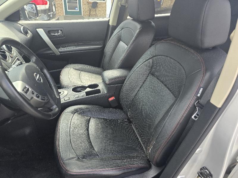 Nissan Rogue S AWD 2013