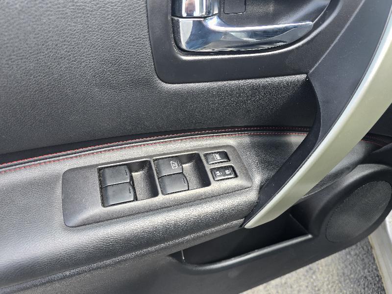 Nissan Rogue S AWD 2013