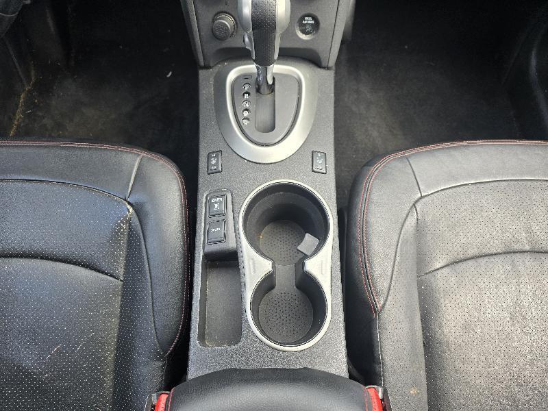 Nissan Rogue S AWD 2013