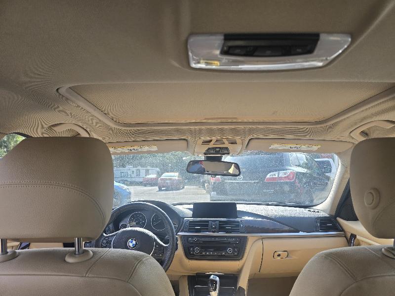 BMW 328i photo 10