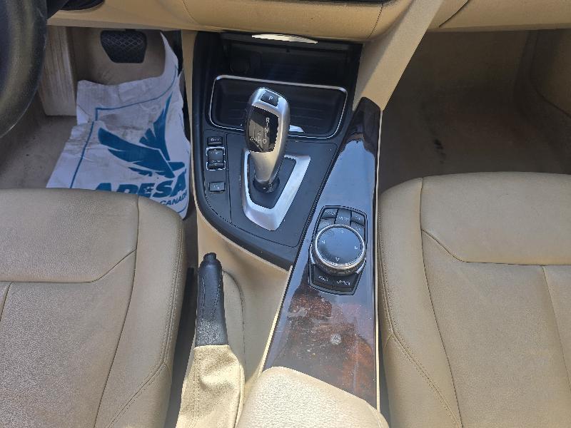 BMW 328i photo 11