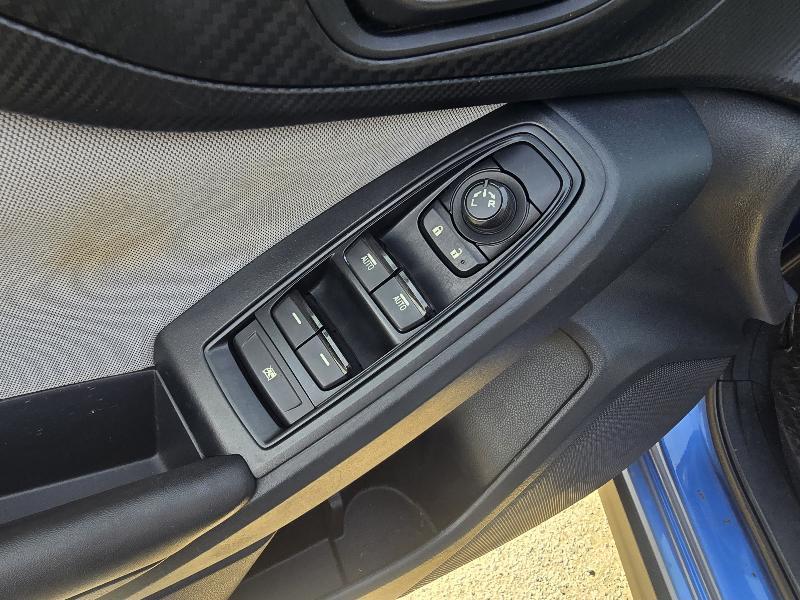 Subaru Crosstrek photo 8