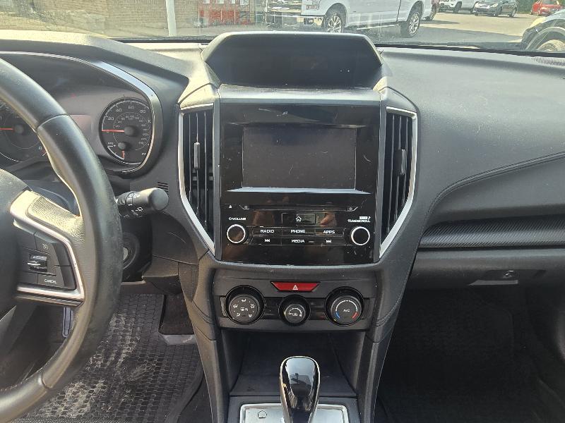 Subaru Crosstrek photo 11