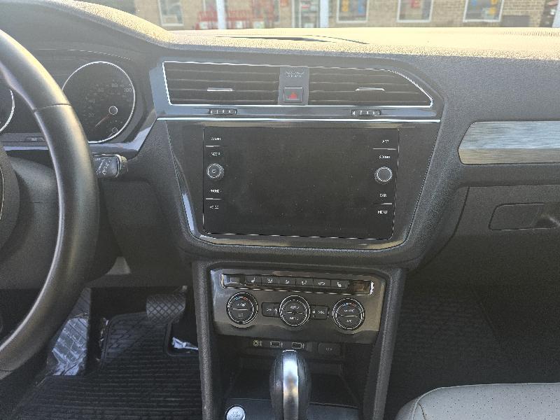 Volkswagen Tiguan photo 14