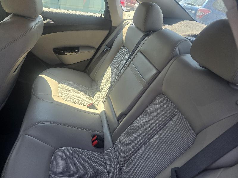 Buick Verano photo 7