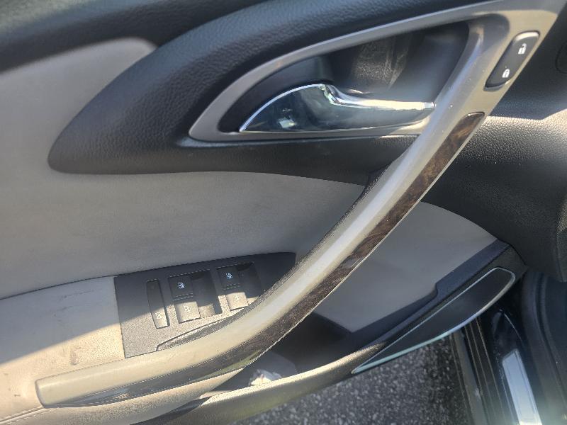 Buick Verano photo 9