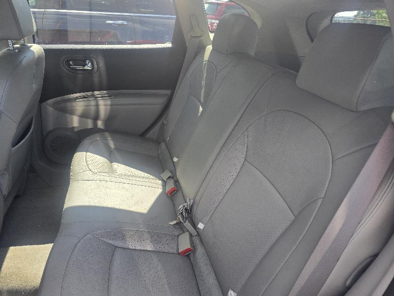 Nissan Rogue S AWD 2013
