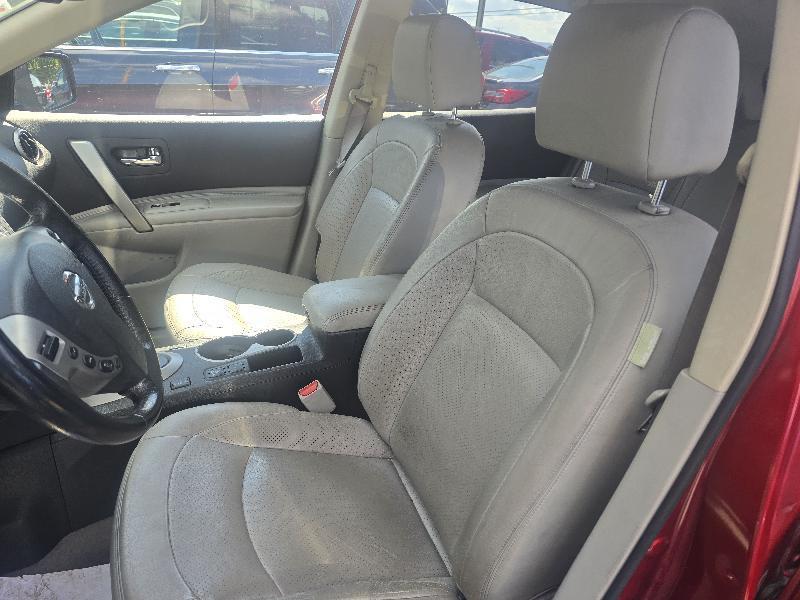 Nissan Rogue S AWD 2013