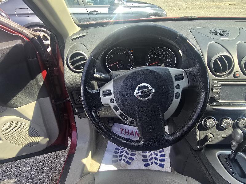 Nissan Rogue S AWD 2013