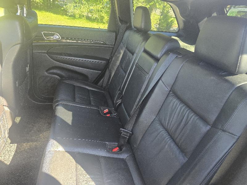 Jeep Grand Cherokee Laredo 4WD 2012