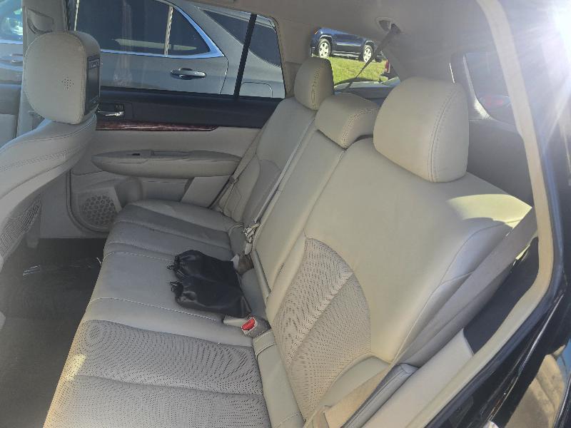 Subaru Outback photo 8
