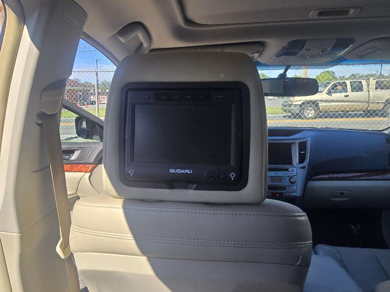 Subaru Outback photo 11