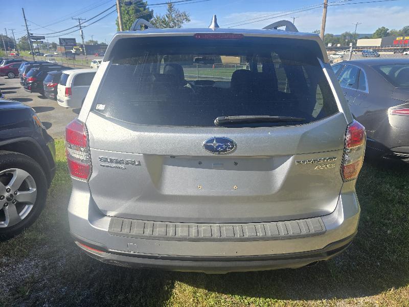 Subaru Forester photo 6