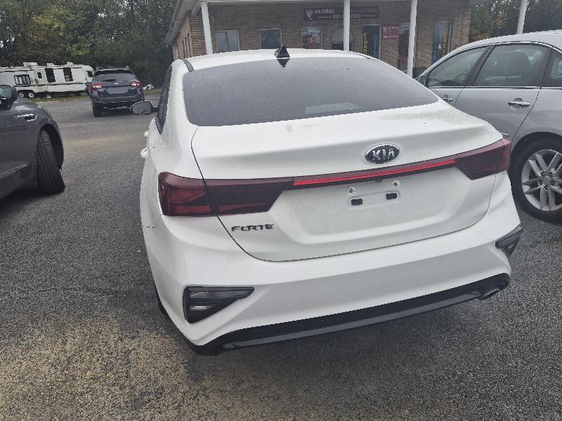 2021 Kia Forte FE