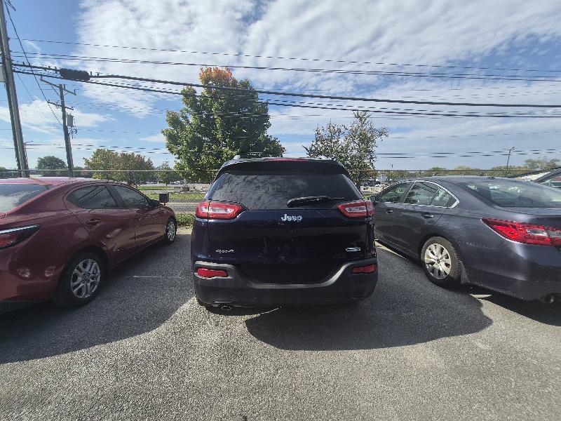 Jeep Cherokee Latitude 4WD 2015