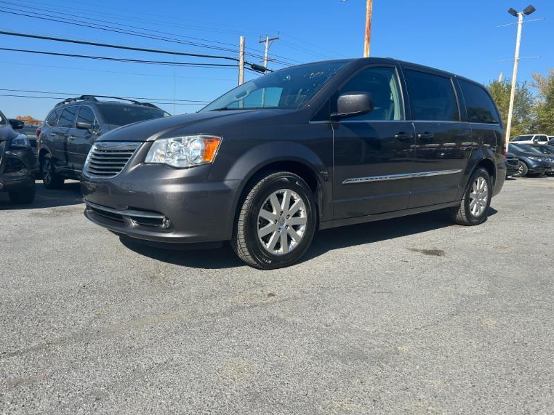 2015 Chrysler Town & Country Touring