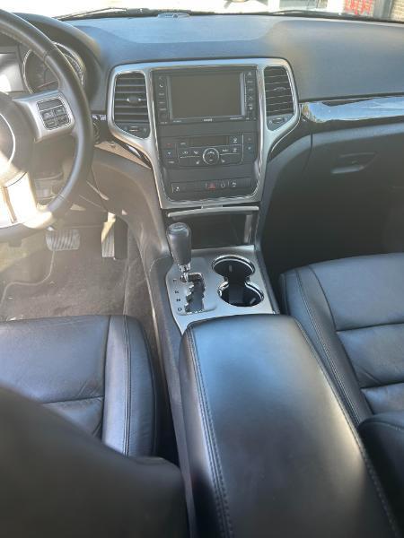 Jeep Grand Cherokee Laredo 4WD 2012