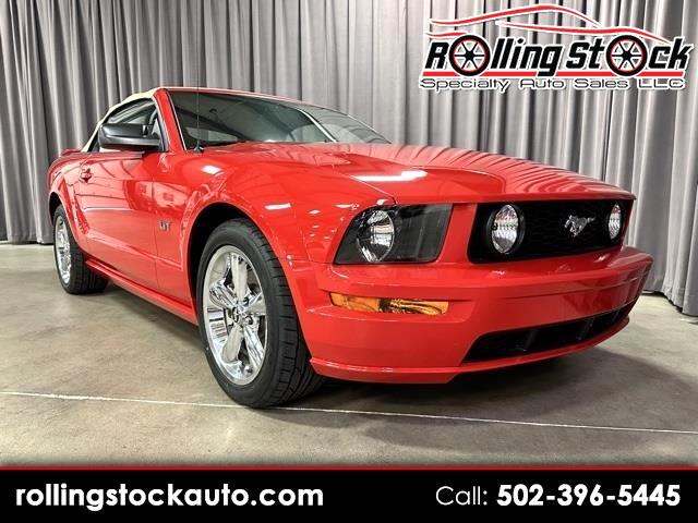 Ford Mustang GT Deluxe Convertible 2005