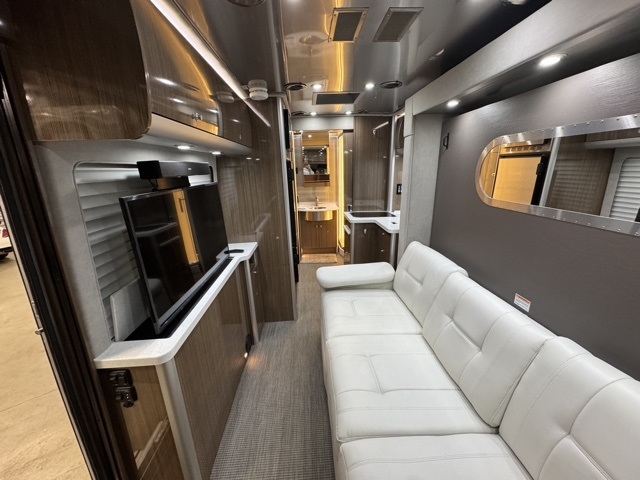 Mercedes-Benz Sprinter 3500 170-in. WB 2018