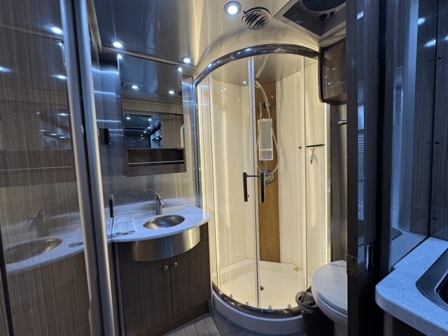 Mercedes-Benz Sprinter 3500 170-in. WB 2018