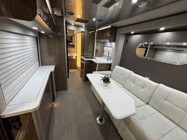 Mercedes-Benz Sprinter 3500 170-in. WB 2018