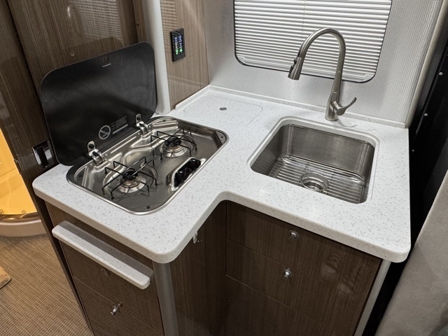 Mercedes-Benz Sprinter 3500 170-in. WB 2018