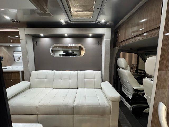 Mercedes-Benz Sprinter 3500 170-in. WB 2018