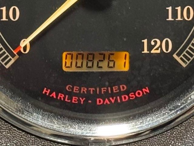 Harley-Davidson FXSTI  2003