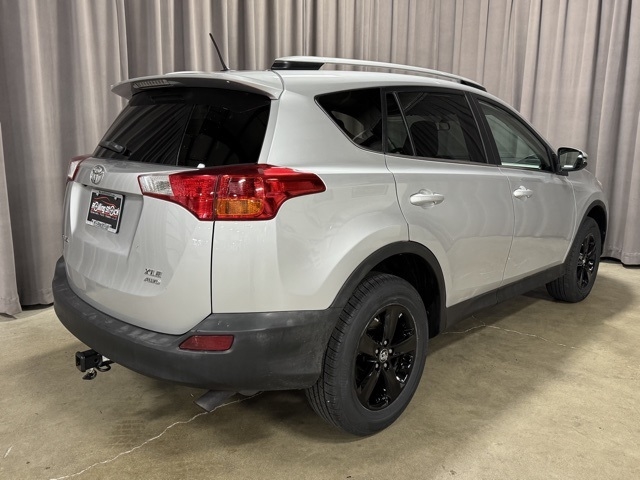 Toyota RAV4 XLE AWD 2013 Toyota RAV4 XLE AWD 2013