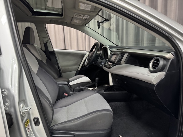 Toyota RAV4 XLE AWD 2013 Toyota RAV4 XLE AWD 2013