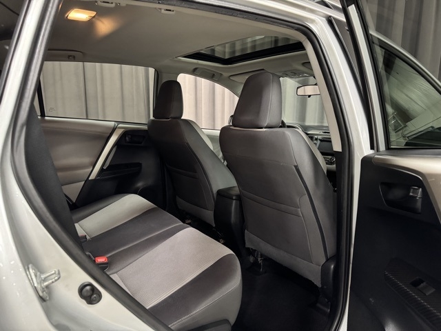 Toyota RAV4 XLE AWD 2013 Toyota RAV4 XLE AWD 2013