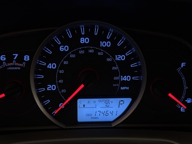 Toyota RAV4 XLE AWD 2013 Toyota RAV4 XLE AWD 2013