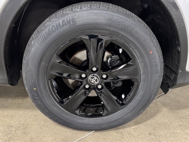 Toyota RAV4 XLE AWD 2013 Toyota RAV4 XLE AWD 2013