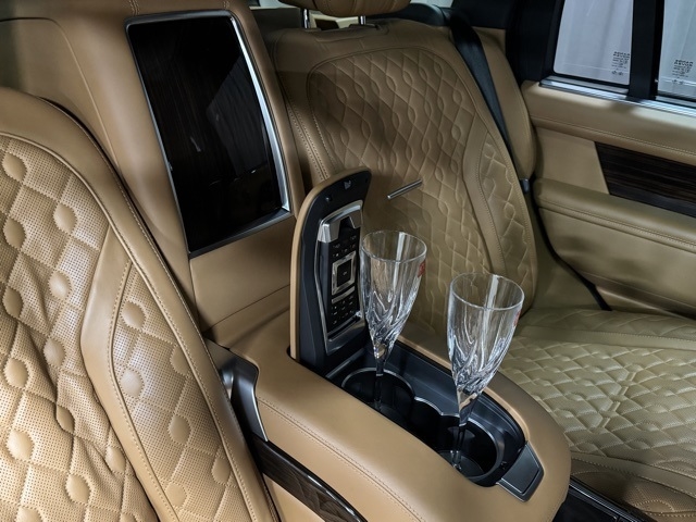 2020 Land Rover Range Rover SV Autobiography LWB photo 10
