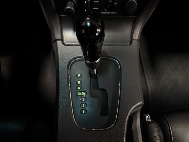 Ford Thunderbird Deluxe 2002