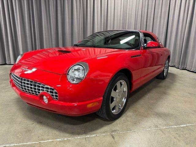 Ford Thunderbird Deluxe 2002